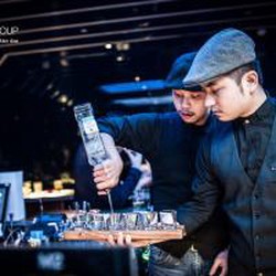 ROOM18夜店Bar tander